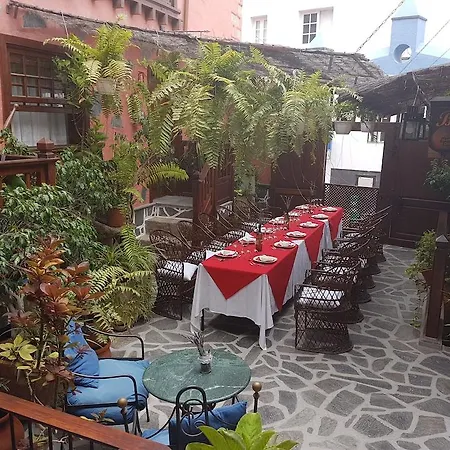 Πανσιόν Fonda Costa Adeje (Tenerife)