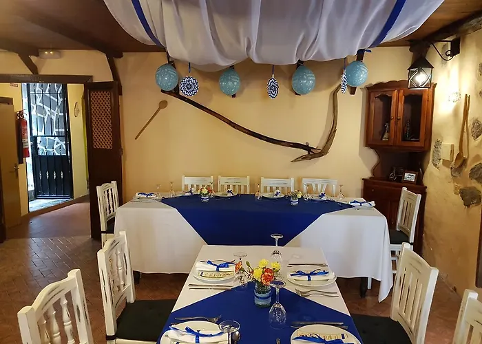 Гостьовий будинок Fonda Адехе