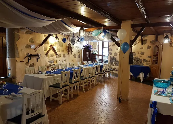 Fonda Гостьовий будинок Адехе