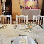 Fonda Guest house